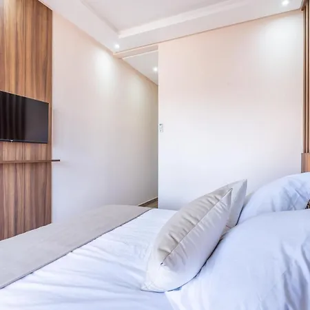 New! Superbe appartement à Majorelle,terrace,IPTV. Marrakesh Extérieur photo